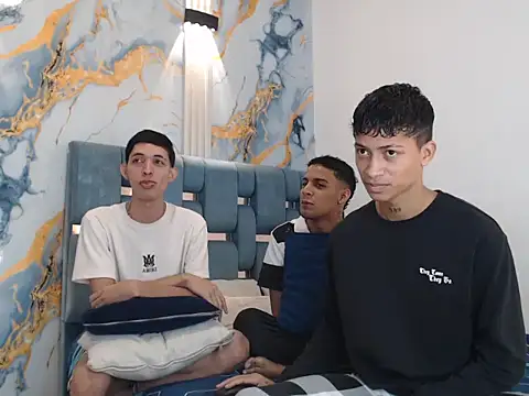 Snapshot of GOLD_BOYS chatting on 24, 2, 2026 GOLD BOYS online show from 24, 2, 2026