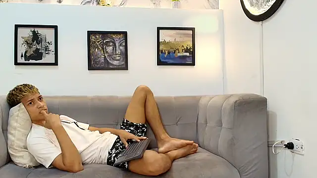 GOLD BOYS online show from 22, 5, 2026