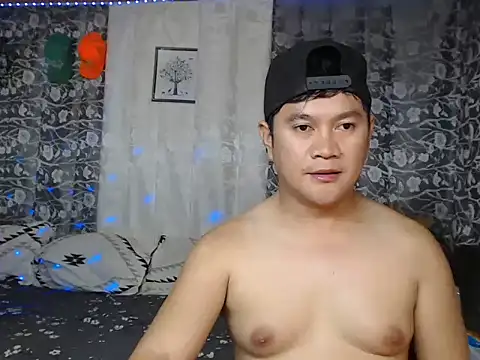 Snapshot of adorableasianboy69 chatting on 11, 3, 2026 adorableasianboy69 online show from 11, 3, 2026