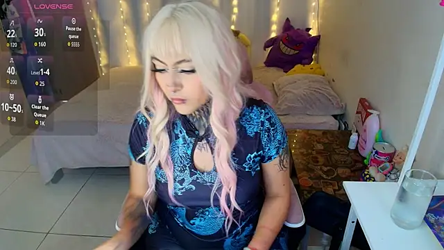 maliciaXpoison online show from 10, 4, 2026