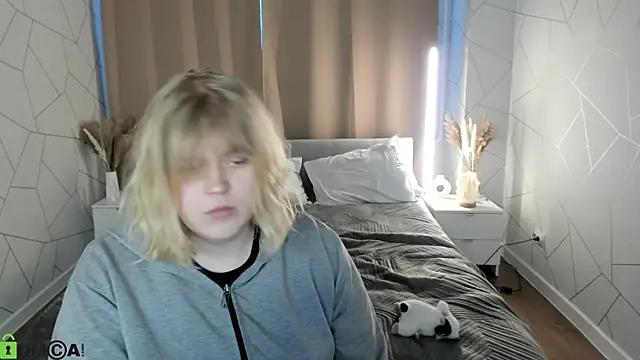 luna c0ra online show from 20, 3, 2026