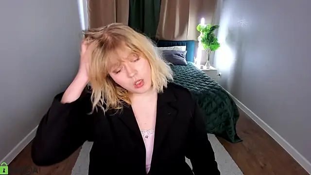 luna c0ra online show from 12, 3, 2026