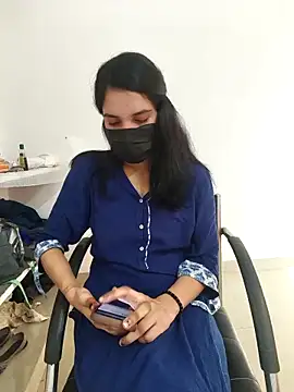 tanzum khan3202 online show from 18, 3, 2026