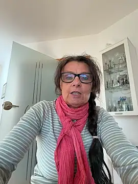 Dance Lady online show from 8, 3, 2026