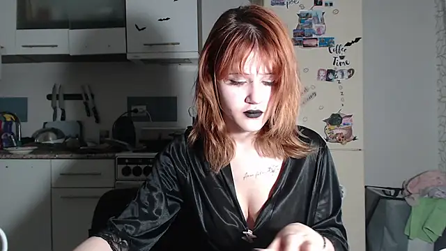 SolarAdrienne online show from 18, 3, 2026