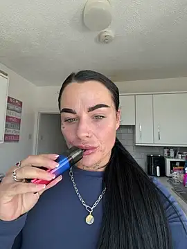 Darkfantisyx online show from 1, 4, 2026