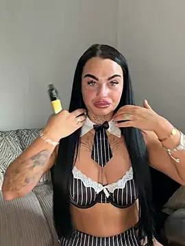 Darkfantisyx online show from 10, 3, 2026