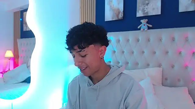 Aiden Rivers  online show from 7, 4, 2026