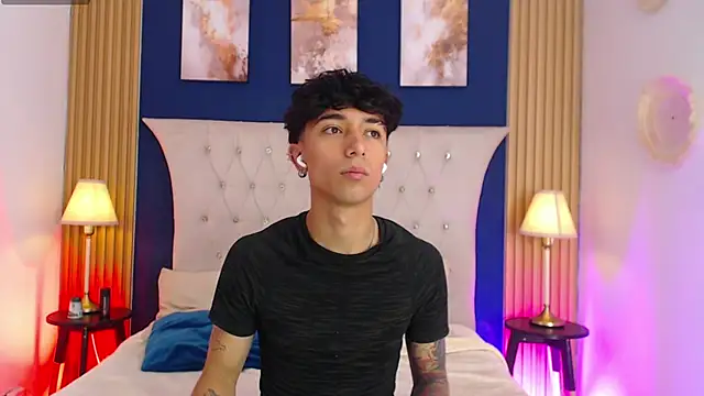 Snapshot of Aiden_Rivers_ chatting on 10, 6, 2026 Aiden Rivers online show from 10, 6, 2026