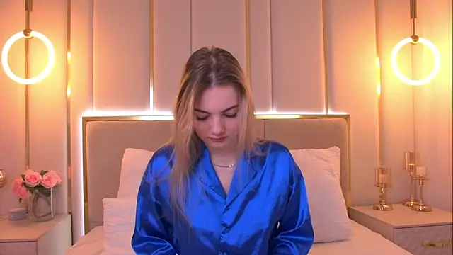 Snapshot of Sona_Lavberi chatting on 24, 4, 2026 Sona Lavberi online show from 24, 4, 2026
