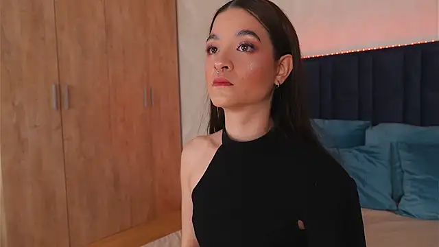 LucyDeLuca online show from 1, 4, 2026