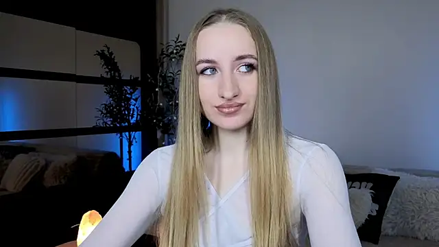 Oxy Foxie online show from 23, 5, 2026