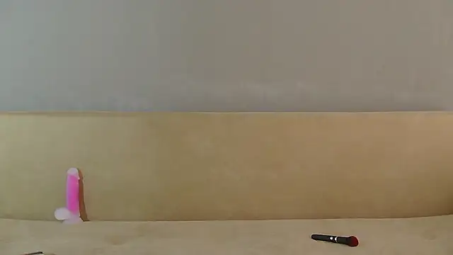 CandySurprise19 online show from 3, 3, 2026