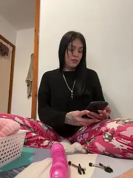 Alana SmithXx online show from 7, 3, 2026