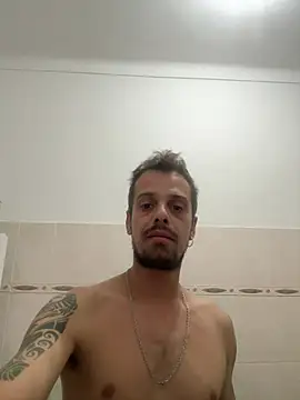 vieiratiago963 online show from 9, 5, 2026