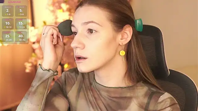 Snapshot of Vanessa__Lui chatting on 22, 2, 2026 Vanessa Lui online show from 22, 2, 2026