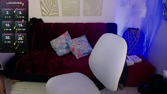 spicydollx online show from 14, 4, 2026