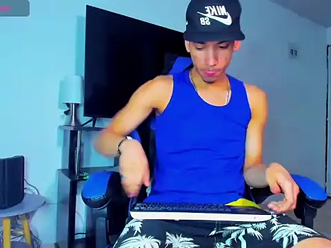 Lyam Russo online show from 9, 4, 2026