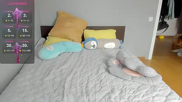 milkbrownn online show from 8, 4, 2026