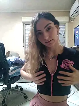 Snapshot of Larinhacat chatting on 19, 2, 2026 Larinhacat online show from 19, 2, 2026