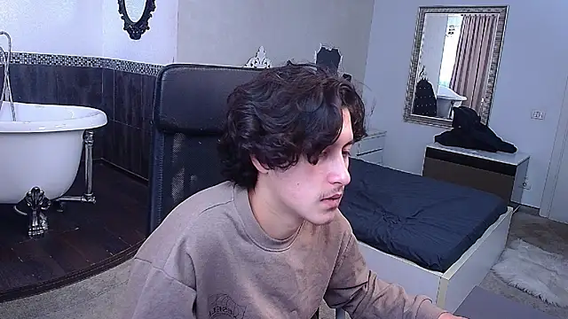 Snapshot of GriffinDane chatting on 27, 2, 2026 GriffinDane online show from 27, 2, 2026