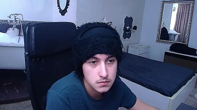 Snapshot of GriffinDane chatting on 20, 2, 2026 GriffinDane online show from 20, 2, 2026