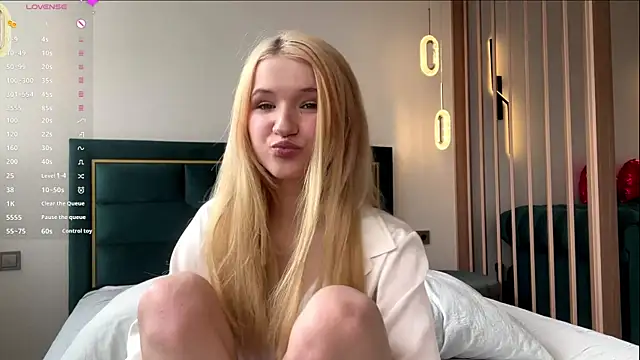 PrincessSwelgart online show from 9, 4, 2026