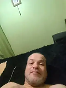 Snapshot of SaneBenadryl chatting on 5, 6, 2026 SaneBenadryl online show from 5, 6, 2026