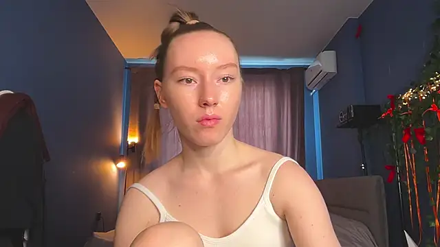 Snapshot of Anna_Kare chatting on 13, 4, 2026 Anna Kare online show from 13, 4, 2026