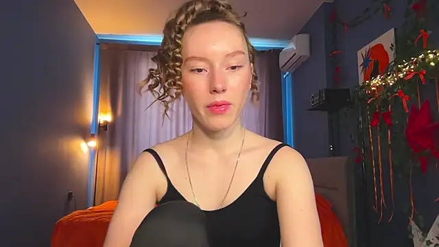 Snapshot of Anna_Kare chatting on 2, 4, 2026 Anna Kare online show from 2, 4, 2026