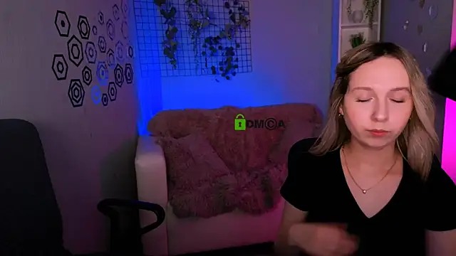 amalialowell online show from 28, 3, 2026