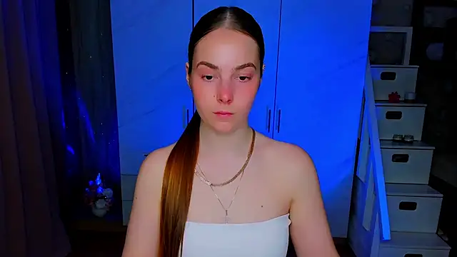 Maddy Wood  online show from 23, 5, 2026