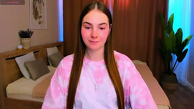 Maddy Wood  online show from 9, 3, 2026