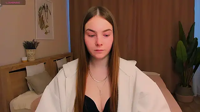 Snapshot of Maddy_Wood_ chatting on 18, 2, 2026 Maddy Wood online show from 18, 2, 2026