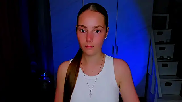Snapshot of Maddy_Wood_ chatting on 10, 7, 2026 Maddy Wood online show from 10, 7, 2026