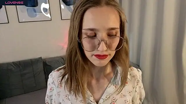 AshleyyJones online show from 11, 5, 2026