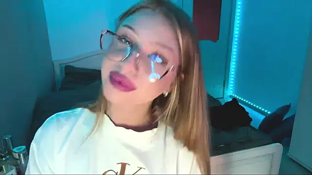 Snapshot of Stefifany chatting on 11, 3, 2026 Stefifany online show from 11, 3, 2026