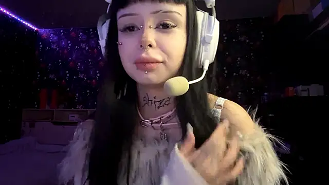 Luna Sohotti online show from 17, 2, 2026