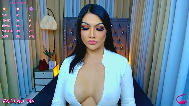 Laureen Hilton online show from 12, 3, 2026