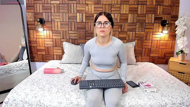 aleessiia online show from 1, 4, 2026