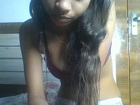 Snapshot of Rani1993 chatting on 21, 2, 2026 Rani1993 online show from 21, 2, 2026