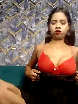 Snapshot of Rani1993 chatting on 19, 2, 2026 Rani1993 online show from 19, 2, 2026