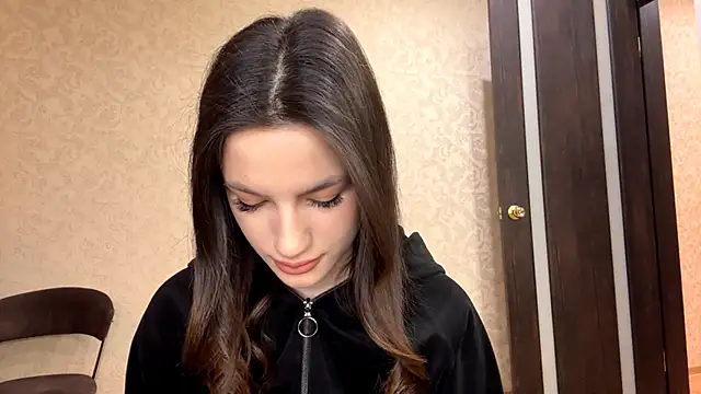 Kosandra k online show from 1, 3, 2026