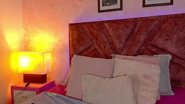 Snapshot of Natasha_otson chatting on 26, 2, 2026 Natasha otson online show from 26, 2, 2026