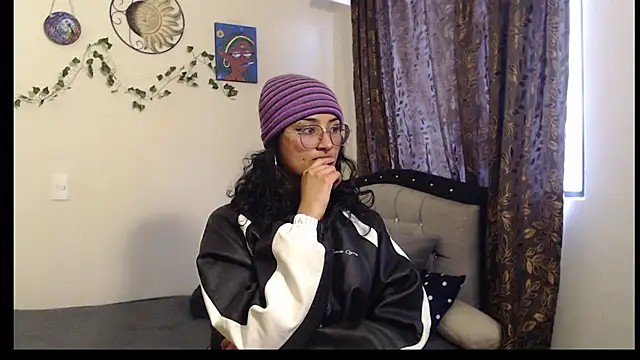 Snapshot of Lili__Clan chatting on 21, 6, 2026 Lili Clan online show from 21, 6, 2026