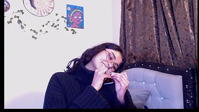 Snapshot of Lili__Clan chatting on 17, 6, 2026 Lili Clan online show from 17, 6, 2026