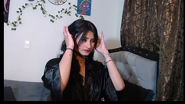 Lili  Clan online show from 23, 5, 2026