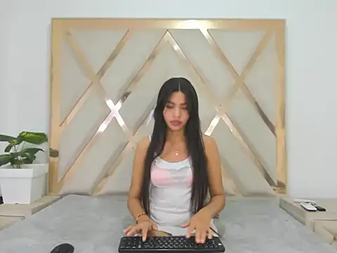 Carlotaasm online show from 7, 3, 2026