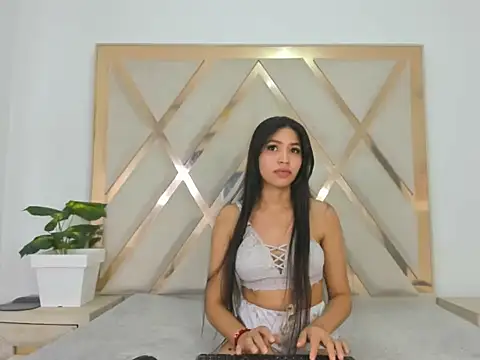 Carlotaasm online show from 13, 3, 2026