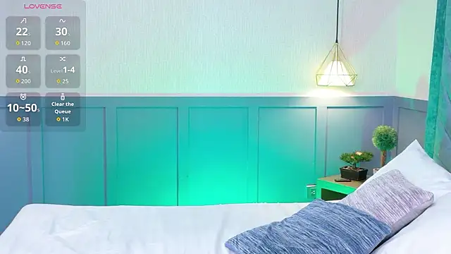 Snapshot of Chloe-Rose- chatting on 13, 3, 2026 Chloe-Rose- online show from 13, 3, 2026